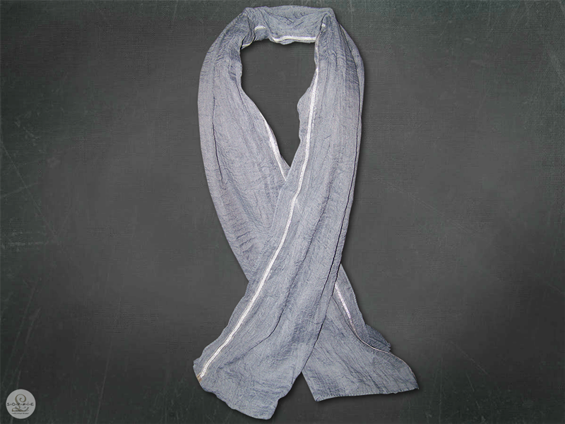 Sophie L / Foulard brodé / Pele Perle