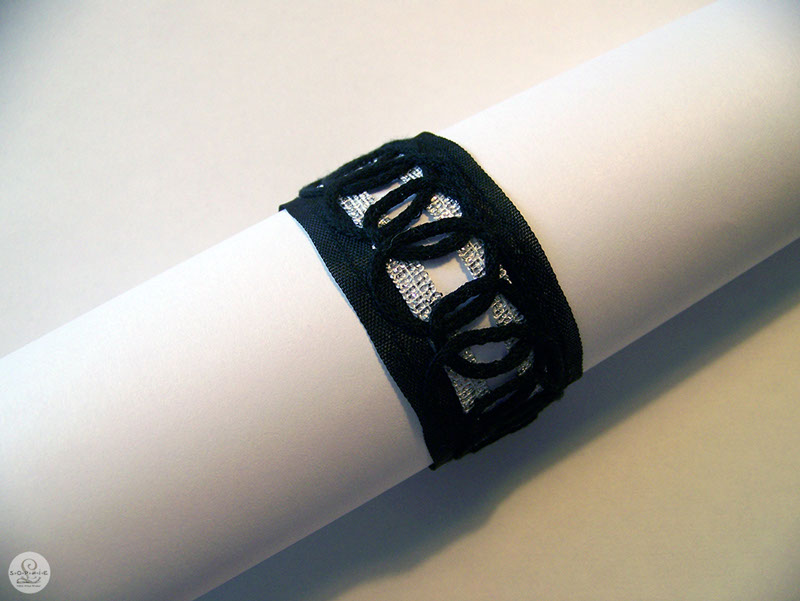 Sophie L / Bracelet brodé / Tanna